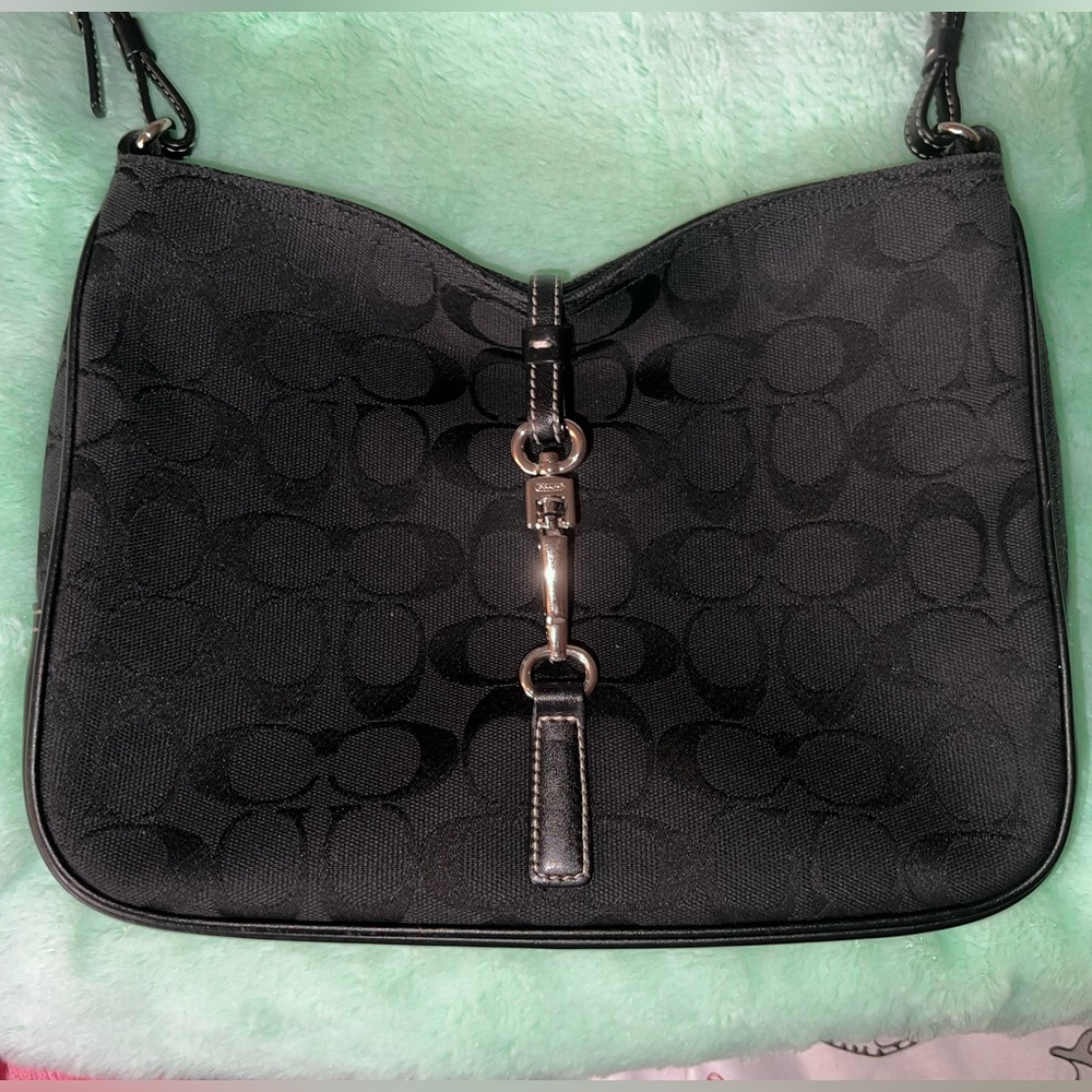 Coach Black Hampton Baguette Signature Shoulder Bag Y2K EUC